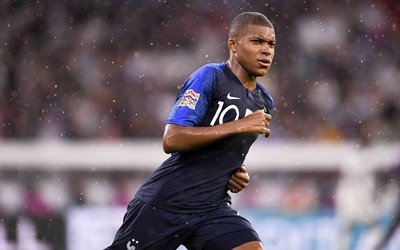 9D体育焦点-凯恩争冠关键点球罚丢