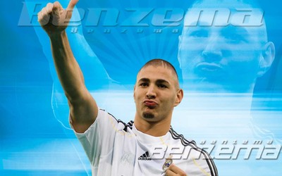 9D体育评论-防守态度进步巨大